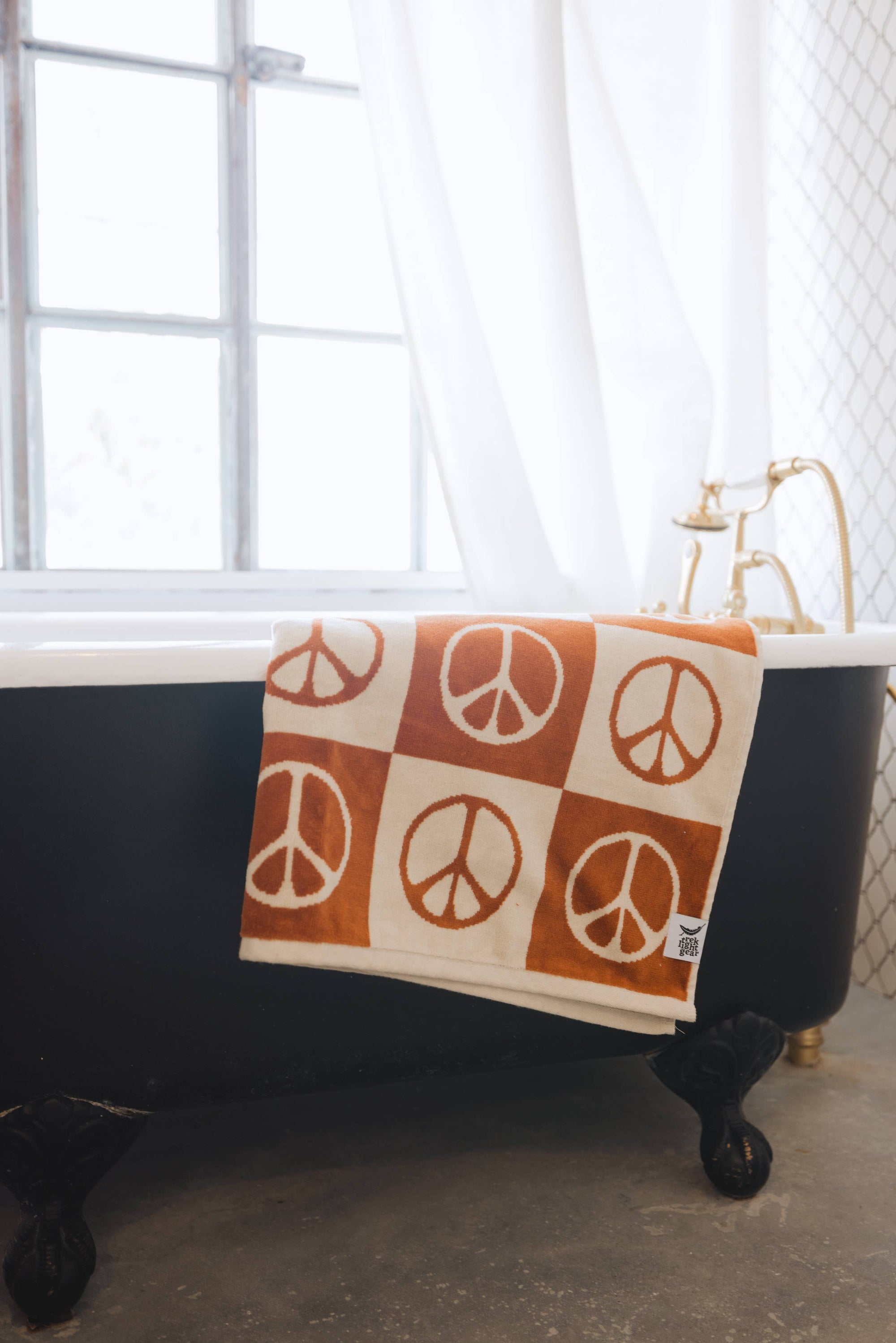 Trek Light - Bath Towel | Peace
