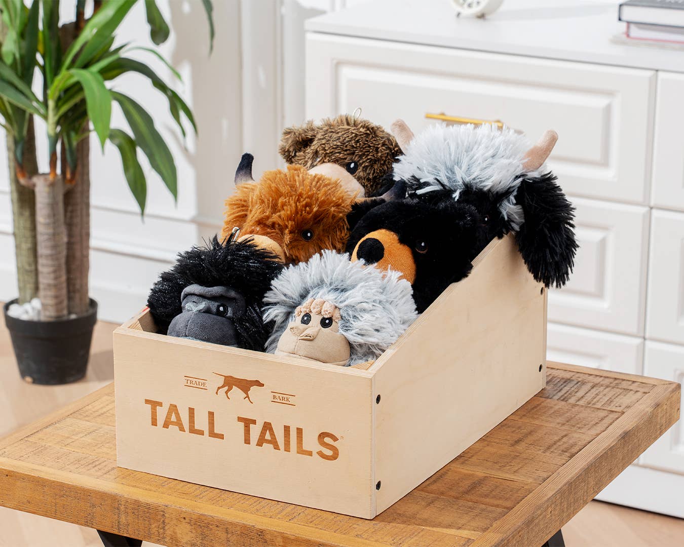 Tall Tails - Highland Cow 2-in-1 Fetch Ball Dog Toy