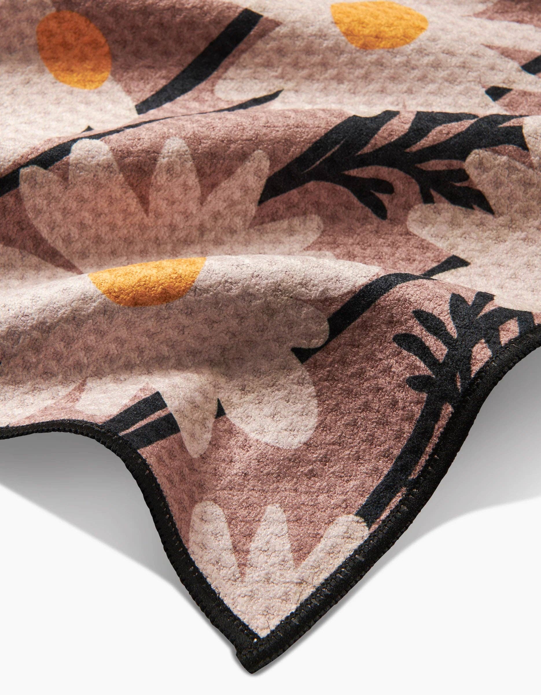 Geometry - Sweet Daisies Paw Towel