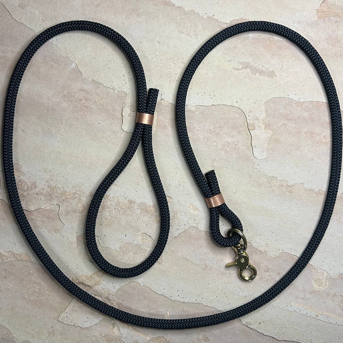 Joshua Tree Leash & Lead - Black Velvet