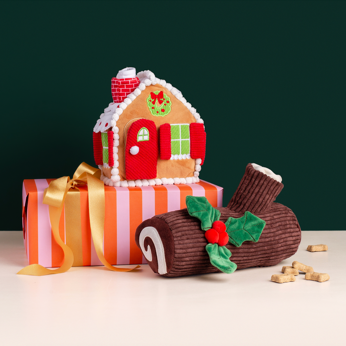 The Foggy Dog - Gingerbread House Interactive Snuffle Holiday Dog Toy