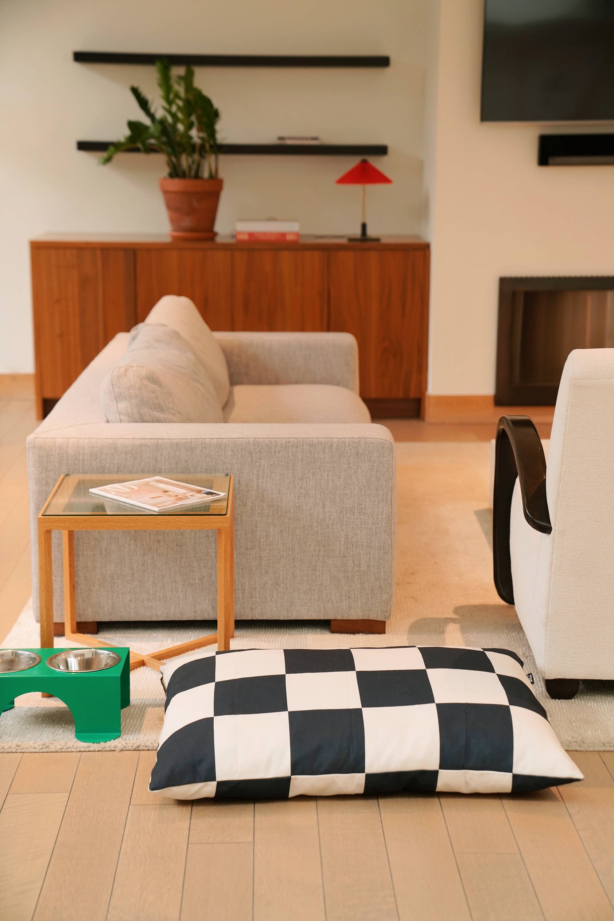 Approved by Fritz - USA - The Fritz Dog Bed | Recycled | Machine Washable: Checkered / Grande
