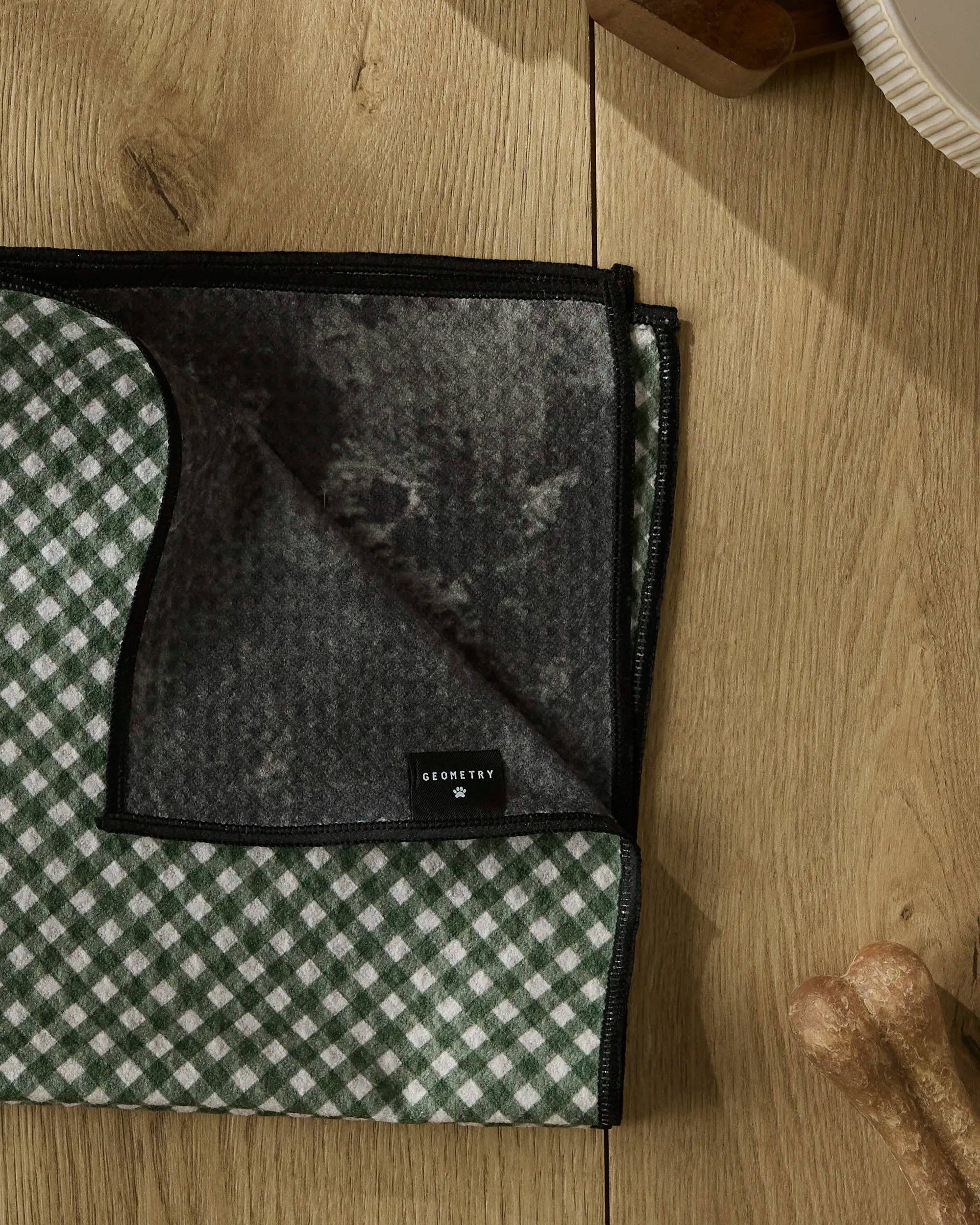 Geometry - Bramble Green Paw Towel