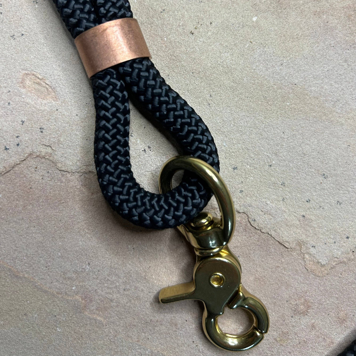 Joshua Tree Leash & Lead - Black Velvet