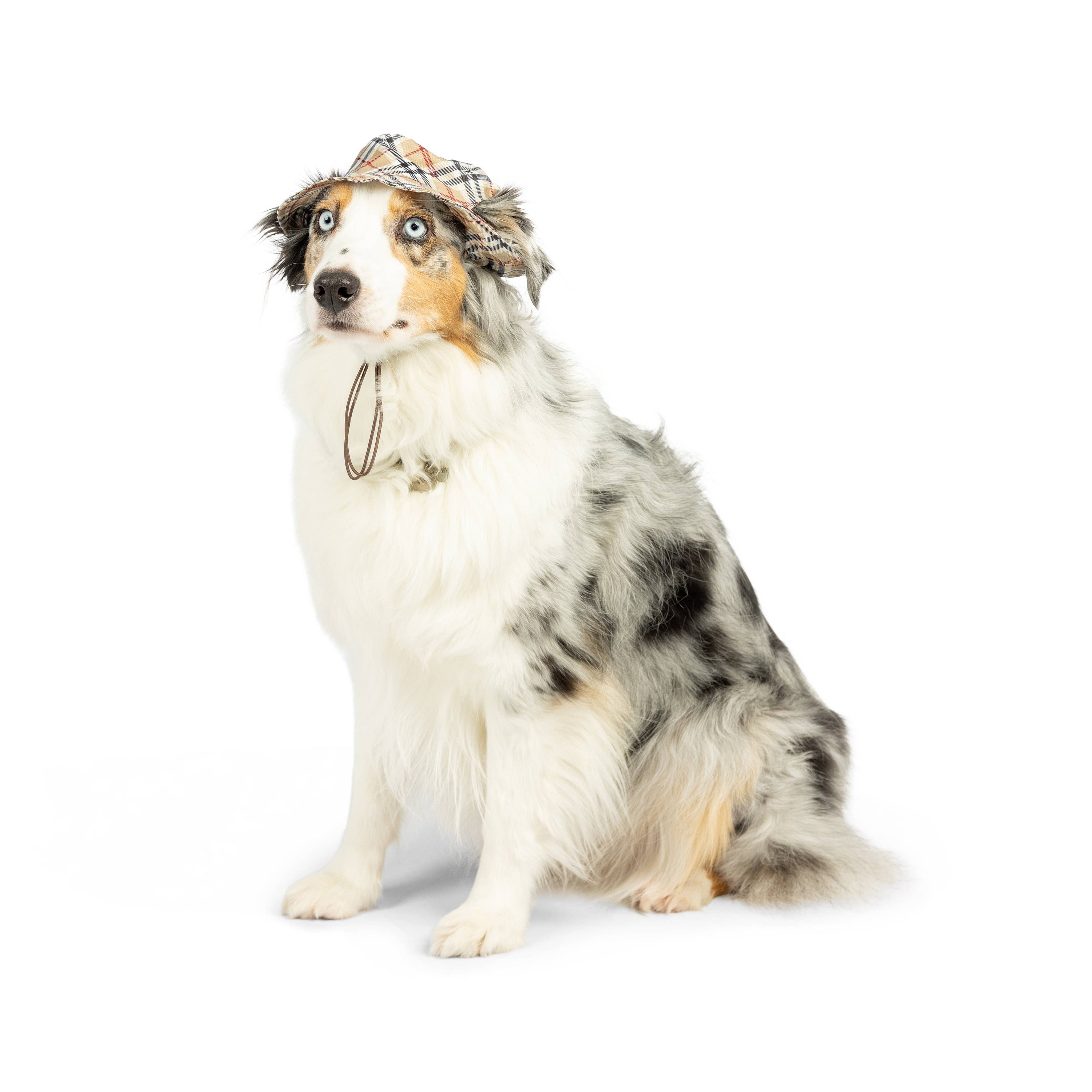 Huxley & Kent - Bucket Hats with SnugFit®: Strawberries (Extra Large)