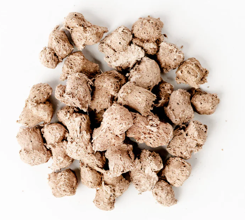 Green Juju | Goat Purple Green Freeze-Dried Whole Food Bites For Dogs and Cats (3oz, 7.5oz)