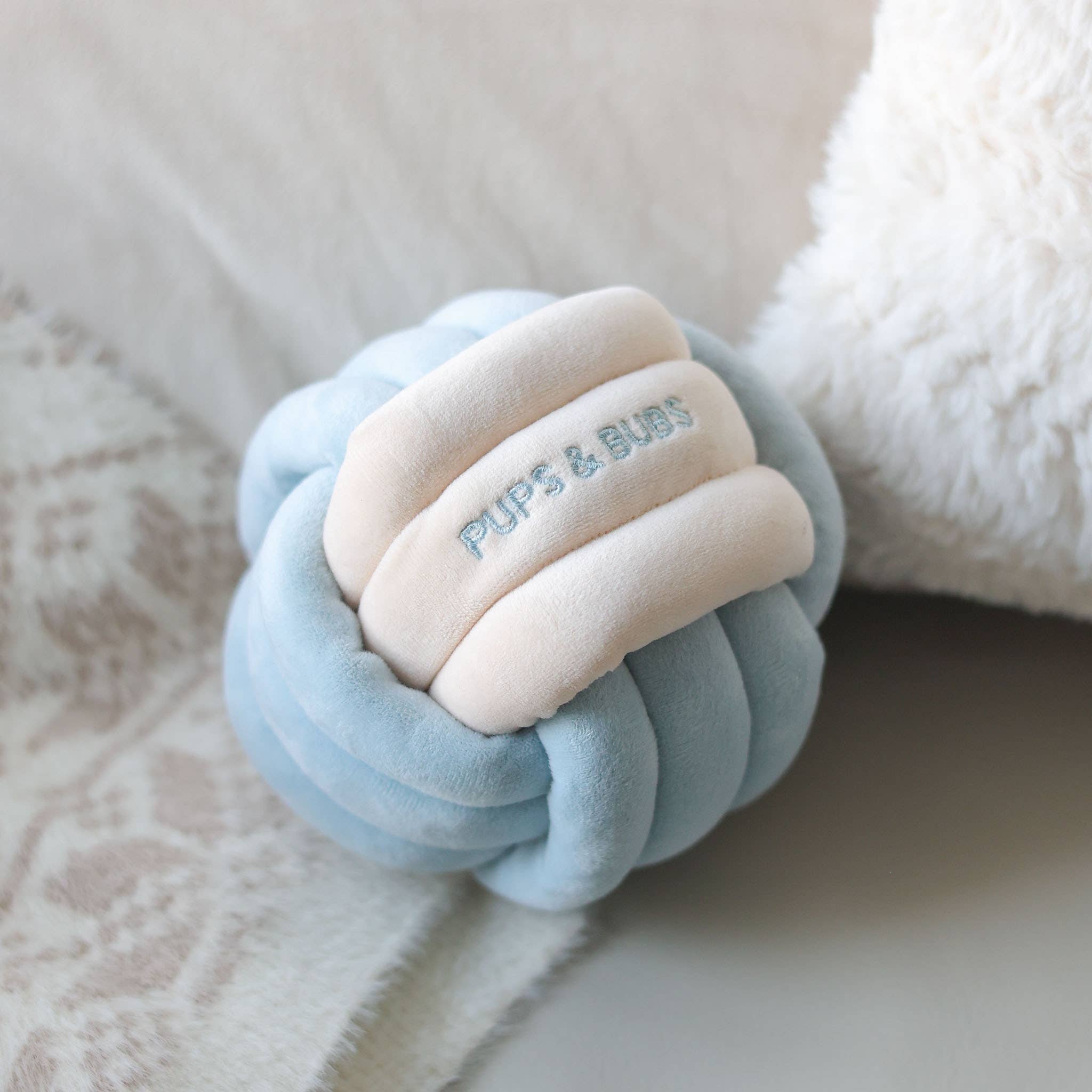 Pups & Bubs- Snuffle Knot Nosework Toy