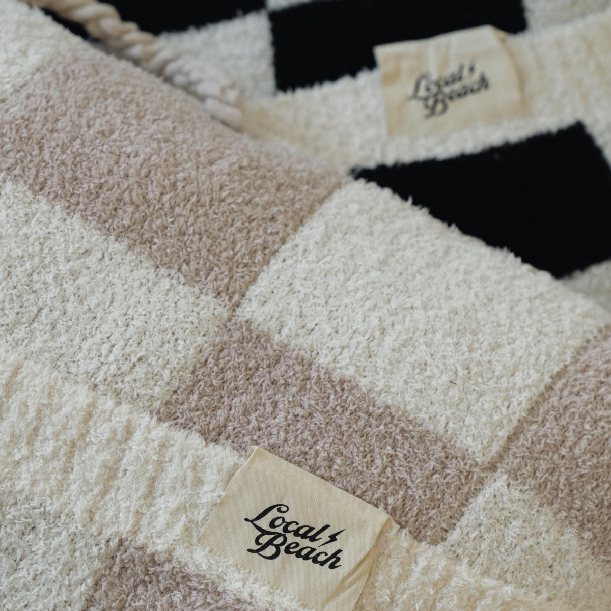 Local Beach - Local Beach Cozy Dog Bed: Sand /Cream