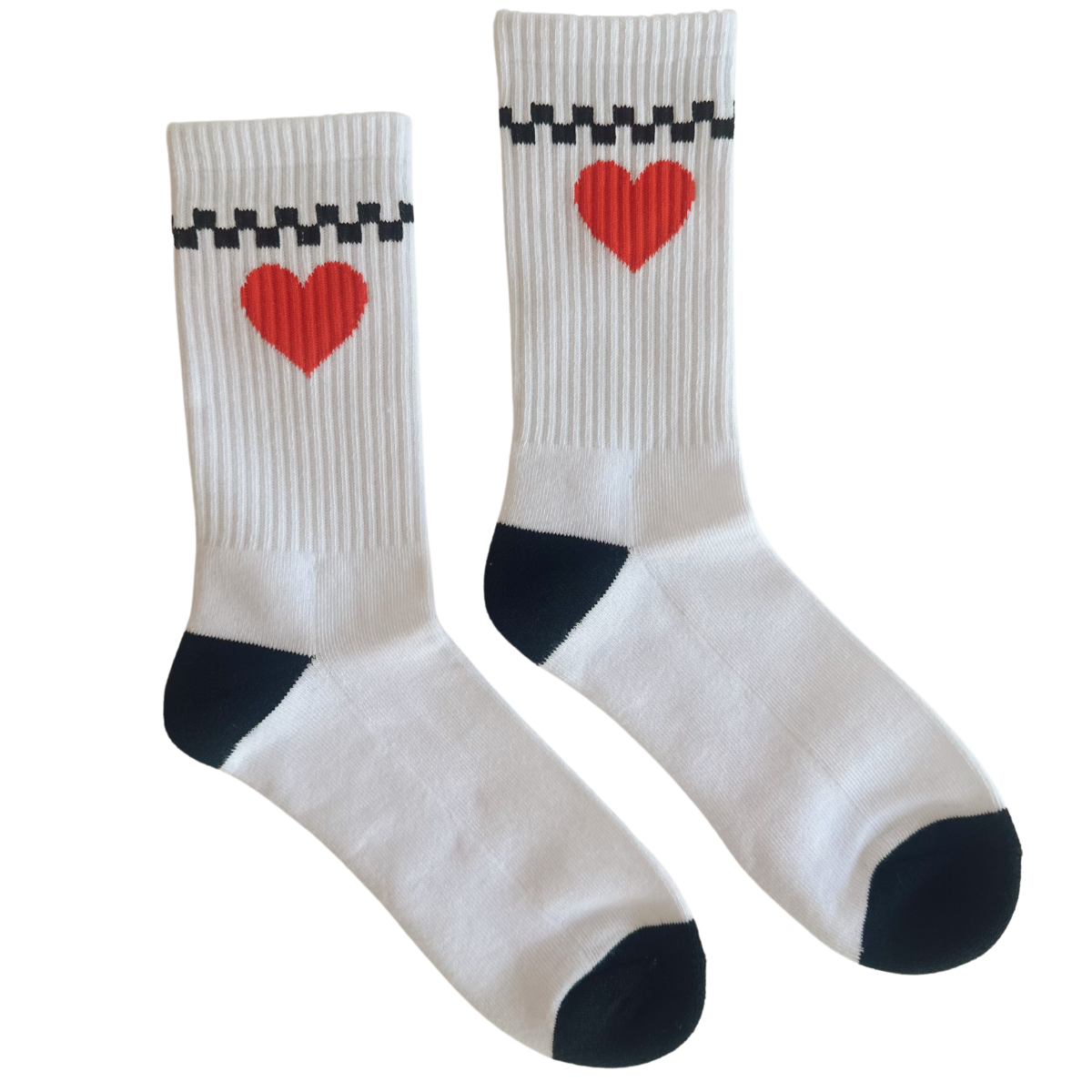 Local Beach - Heart Crew Socks: White / OS
