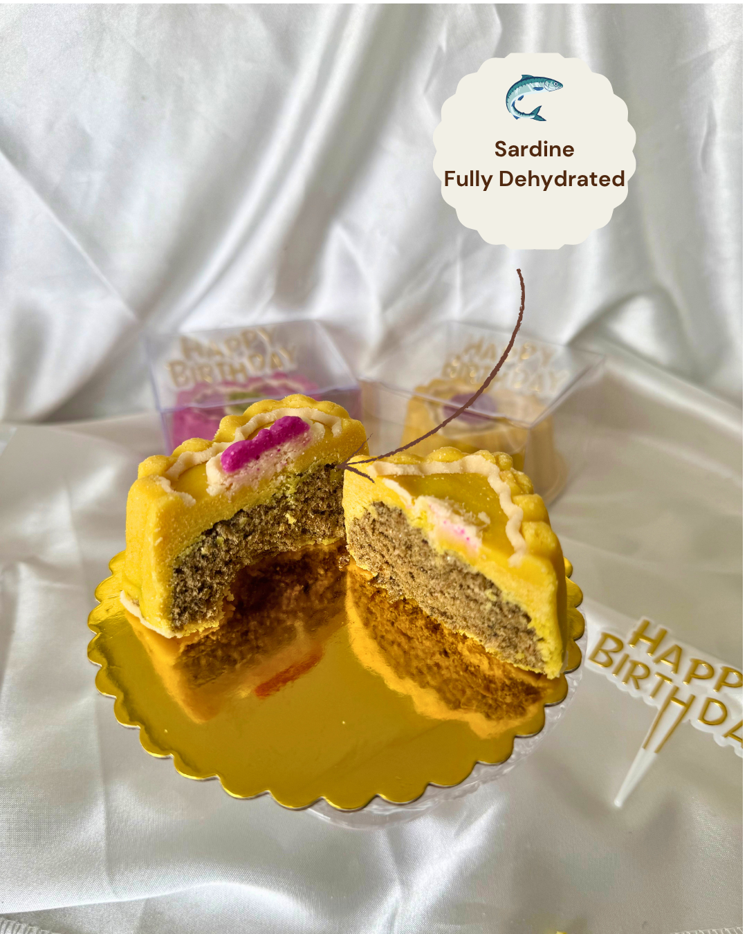 Pearl and Paw - Meaty Birthday Cake For Cats & Dogs Treat (Shelf-Stable) : All Blue / Duck Meat