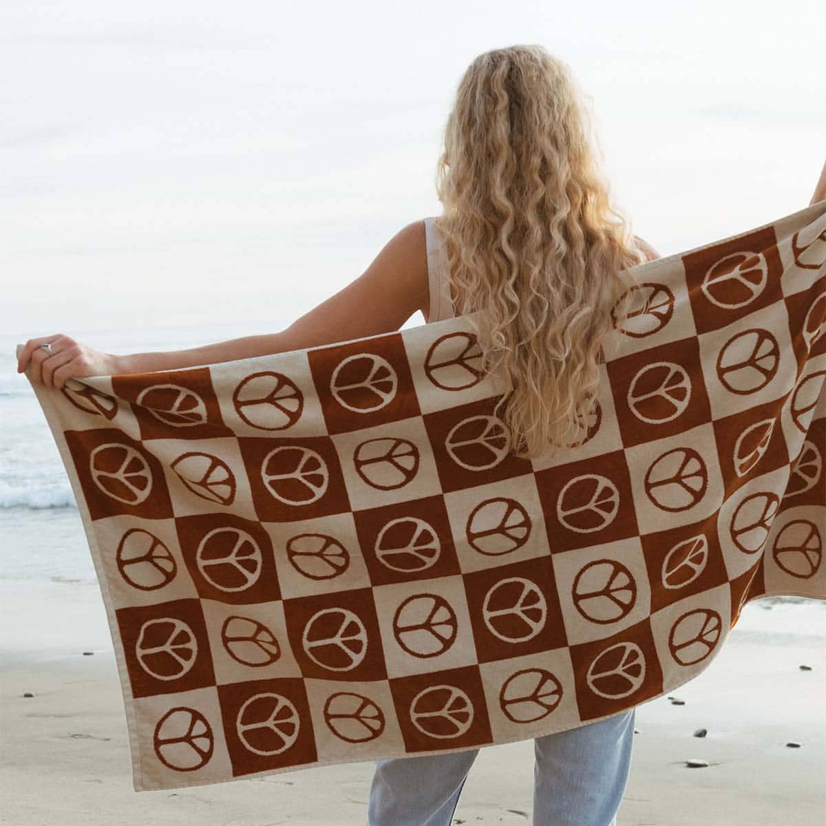 Trek Light - Bath Towel | Peace