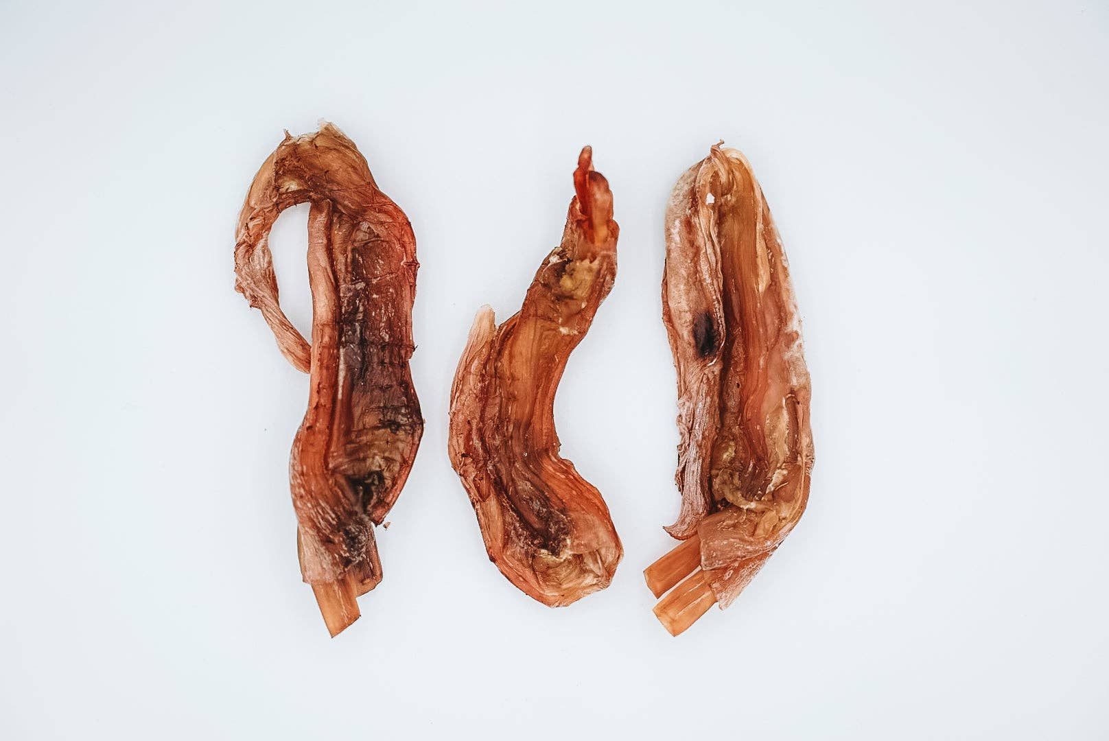Wild n Fresh Treats - Dehydrated Bison Tendons: 5-6oz (around 3 tendons)