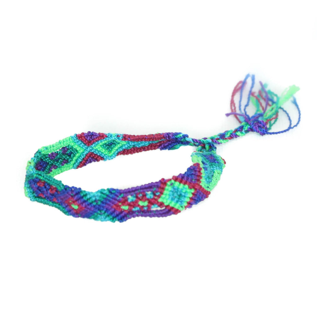 Eclectic Array Bright Emerald Medium Wide Collar