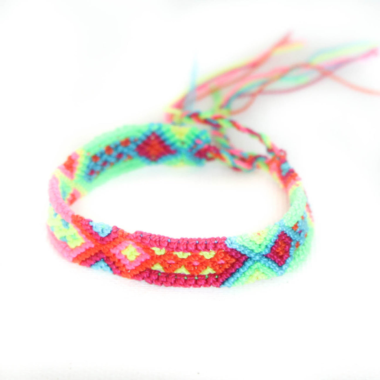 Eclectic Array Neon Medium Slim Collar